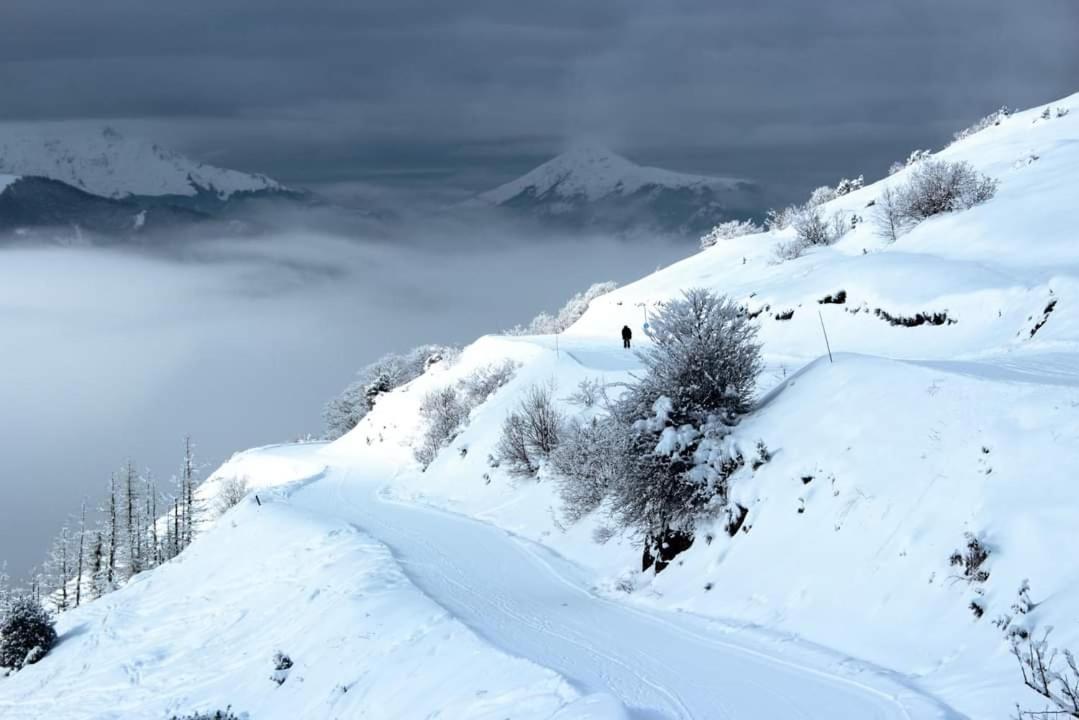 Appartamento Guzet-Pyrenees-Pied Des Pistes Ustou Esterno foto